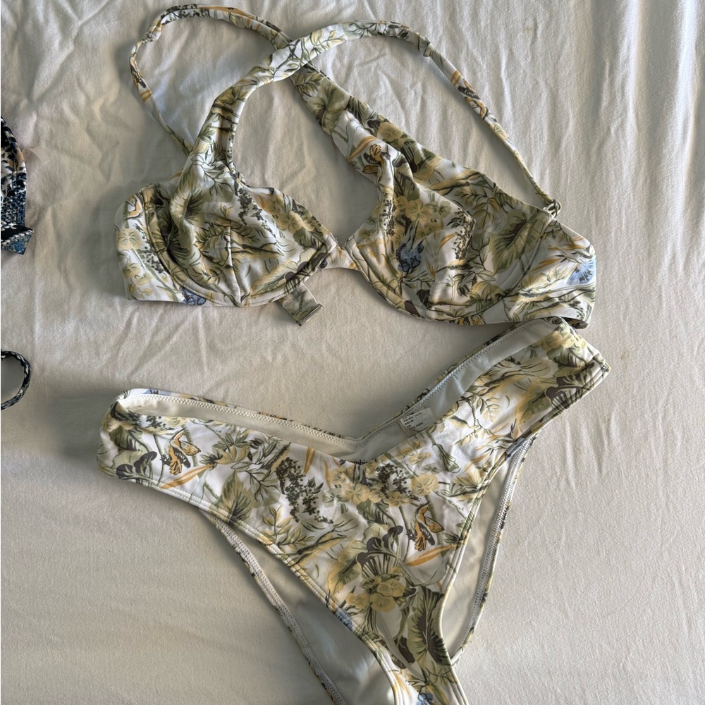 Abercrombie & Fitch Floral Bikini - Cream and Green
